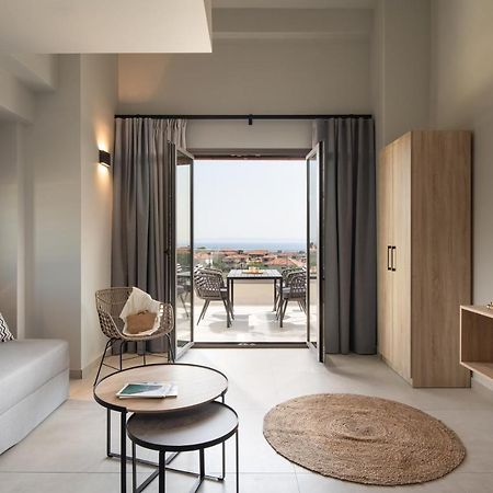 Melian Suites นิกิติ ภายนอก รูปภาพ