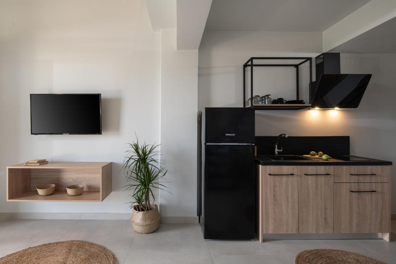 Melian Suites นิกิติ ภายนอก รูปภาพ