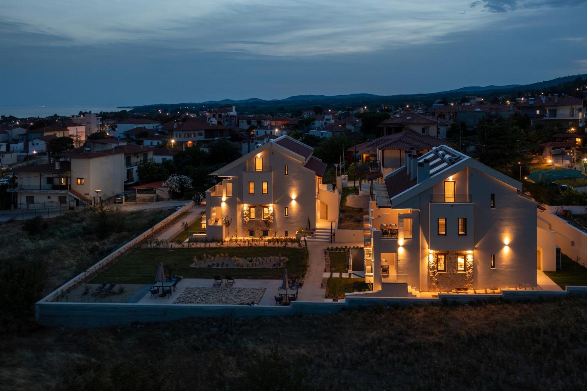 Melian Suites นิกิติ ภายนอก รูปภาพ